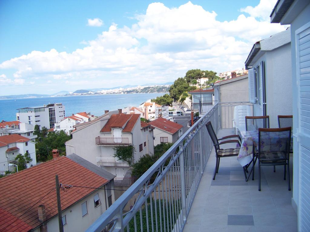 Apartments Vinka Podstrana Rom bilde